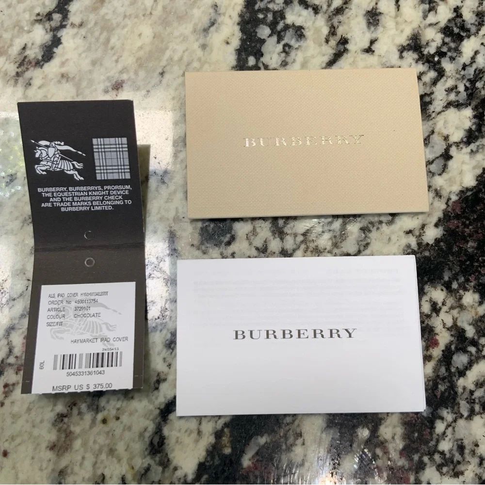 Authentic Burberry zippered Ipad cover w/ Dustbag, COA for Sm Early Gen ipads